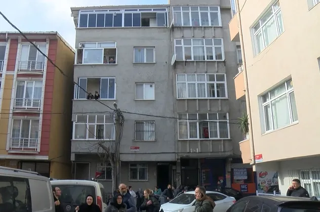 İstanbul Küçükçekmece'de bir kadın evinde ölü bulundu!