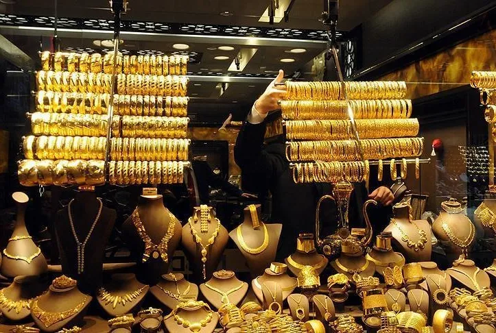 Altında kuyumcu farkı