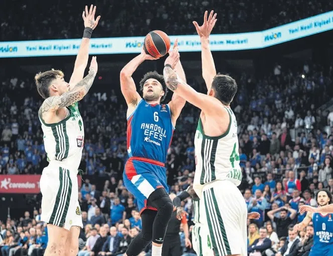 Efes’in hedefi dörtlü final