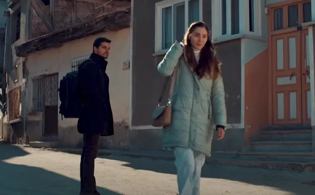 seyircilerini-isyan-ettirecek-kotu-haber-uzecek-gelisme-gonul-dagi-22-bolum-fragmaniyla-aktarildi-1616849675684.jpg Seyircilerini isyan ettirecek kötü haber! Üzecek gelişme Gönül Dağı 22. bölüm fragmanıyla aktarıldı-2