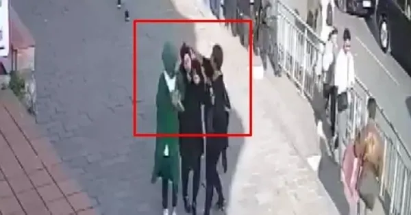 Karaköy’de başörtülü gençlere saldıran Semahat Yolcu'yu öğrenciler affetti ama mahkeme affetmedi!-5