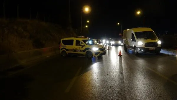 Bayraklı'da feci kaza: Refüje çarpan motosiklet sürücüsü hayatını kaybetti!-4