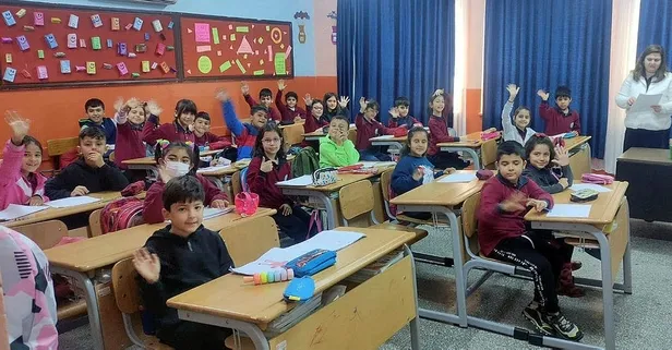 Milyonlarca öğretmen ve öğrencinin dikkatine: Milli Eğitim Bakanlığı duyurdu! Okullarda yeni dönem başlıyor