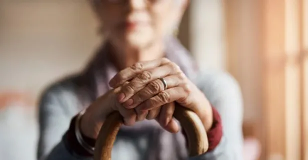 Aralık ödemeleri başladı: Yaşlı ve engelli aylıkları hesaplarda