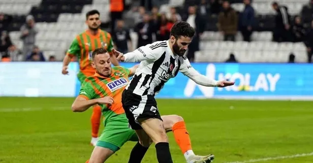 Kartal 1-1 eriyor! Beşiktaş kendi sahasında Alanyaspor ile berabere kaldı