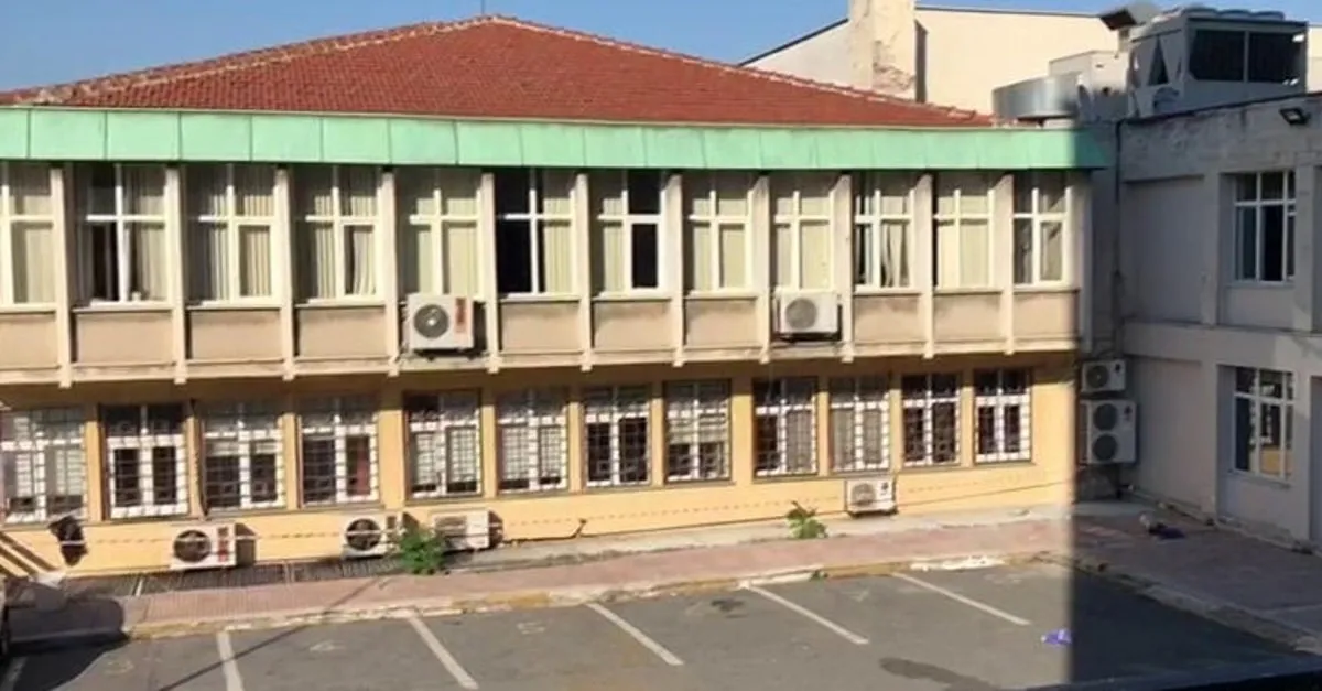 Son Dakika Istanbul Universitesi Cerrahpasa Rektoru Acikladi Avcilar Daki Yurt Binalari Tahliye Edilecek Takvim