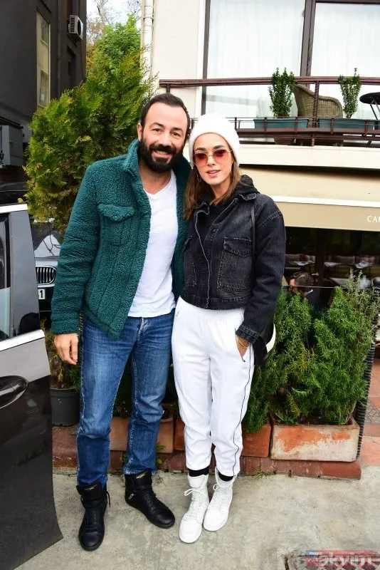 Bensu Soral sere serpe uzandı fit hali ve güzelliğiyle beğeni topladı! Gören dönüp bir daha baktı herkes tek bir şeyi merak etti - 1