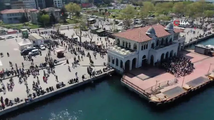 Adalar İskelesi’nde bayram yoğunluğu