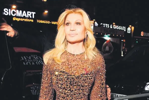 Versace’nin dönüşümü