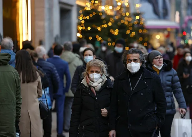 memur-isci-calisan-31-aralik-cuma-yarim-gun-mu-31-aralikta-okullar-tatil-mi-1640527225056.jpg 31 Aralık okullar tatil mi, yarım gün mü? Memur, çalışanlar için 31 Aralık Cuma mesai yarım gün mü, tam gün mü?-3