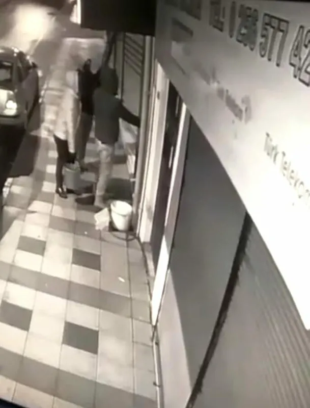 Aydın'da akılalmaz olay! 5 dakikada 40 kilo altın çaldı-4