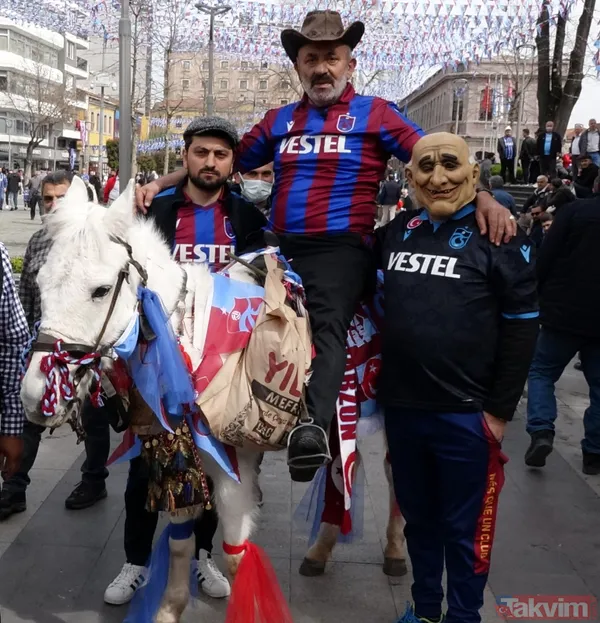 Trabzon artık şampiyonluğu bekliyor! Boş uçak kalmadı oteller yüzde 100 dolu - 10