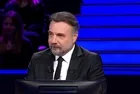 Türk Medeni Kanunu'na göre, ebeveyni vefat etmiş, çocuğu olmayan, kardeşi olan ve vasiyet bırakmamış evli birinin mirası nasıl paylaştırılır?