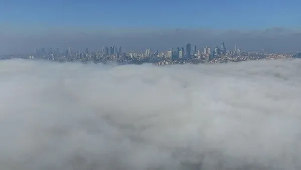 istanbul-bogazinin-marmara-denizi-girisinde-yogun-sis-her-yer-beyaz-ortuyle-kaplandi-1612624097780.jpeg İstanbul Boğazı'nın Marmara denizi girişinde yoğun sis! Her yer beyaz örtüyle kaplandı...-7