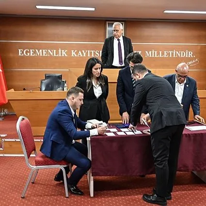 Son dakika! AK Parti’den CHP’nin Bayrampaşa’daki irade gaspına dava!