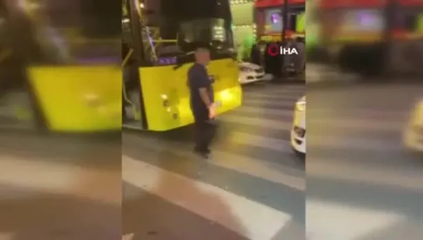 İETT şoförü aracını yol ortasında bırakıp düğüne gitti