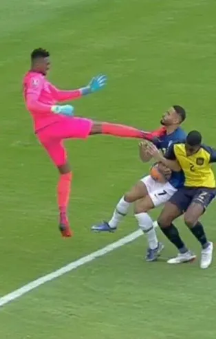 Matheus Cunha ölümden döndü! Dünya Kupası elemelerinde Ekvador ile Brezilya maçında şok olay!