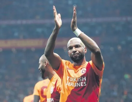 Babel ve Pulgar takımda kalsın