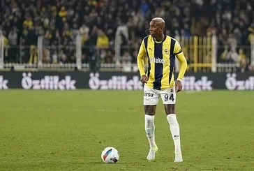 Anderson Talisca ilk kez sahada!