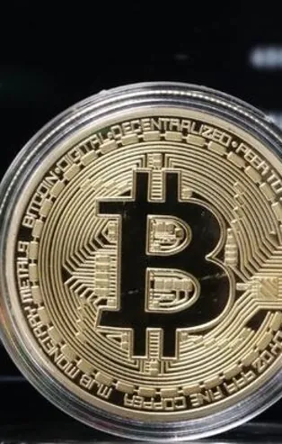 15 Şubat Bitcoin, Ethereum ve Dogecoin'de son durum ne? BTC, ETH ve XRP kaç dolar/TL oldu?