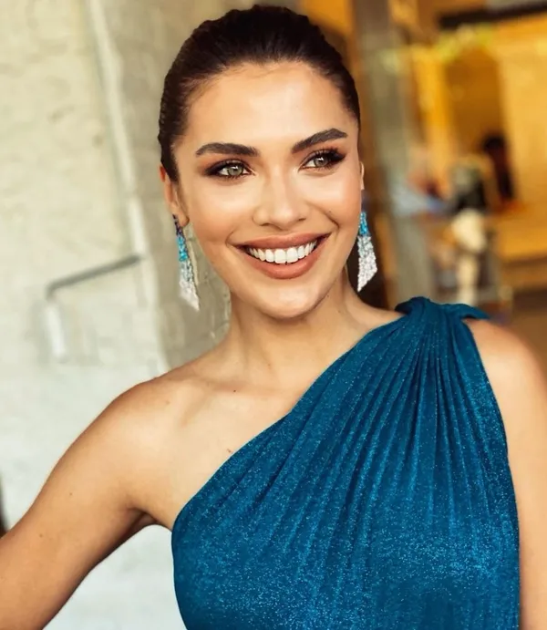 hayranlari-cileden-cikardi-biran-damla-yilmaz-adeta-ates-puskurdu-basina-gelenler-agizlari-acik-birakti-rahmet-1690366705987.jpg Hayranları çileden çıkardı! Biran Damla Yılmaz adeta ateş püskürdü! Başına gelenler ağızları açık bıraktı! "Rahmetli dedemin adına..."-8