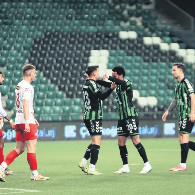 Kocaeli’den süper resital