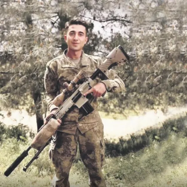 Vatan size minnettar