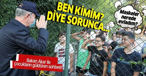 Bakan Akar ile çocukların güldüren sohbeti!  ’Ben kimim’ diye sorunca...