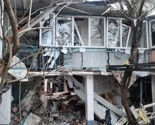 Bomba gibi! Mutfak tüpü evi yıktı