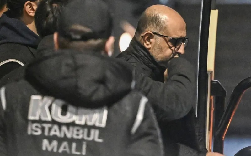 Gürsel Tekin Özgür Çelik'e ve Silivri medyasına Takvim'den yanıt verdi! İBB duruşmaları için ne dedi? CHP'ye giden "sakat kongre" belgeleri-5