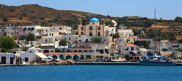 Yunan adasına nüfusu kadar Türk turist geldi