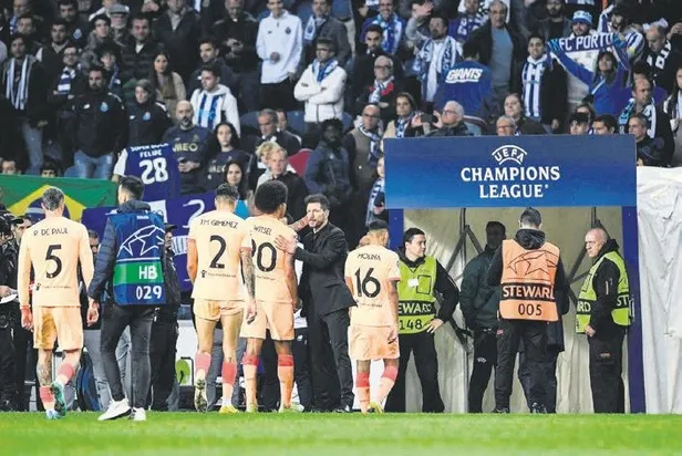 kulliyede-tarihi-bulusma-baskan-erdoganin-katilimiyla-sut-ve-gol-turk-futbol-tarihi-sergisi-aciliyor-spor-habe-1667350055700.jpeg Külliye’de tarihi buluşma! Başkan Erdoğan’ın katılımıyla, “Şut ve Gol: Türk Futbol Tarihi Sergisi” açılıyor | Spor haberleri-9