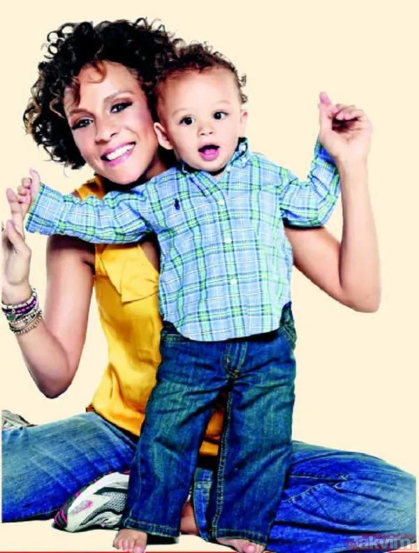 Defne Joy Foster'ın oğlu Can son haliyle şaşkına çevirdi! Kaslı vücuduyla şov yaptı - 5