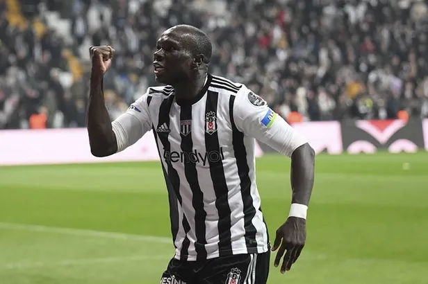 takvimin-usta-isimleri-fenerbahce-besiktas-derbisini-masaya-yatirdi-1680311914872.jpeg TAKVİM’in usta isimleri Fenerbahçe-Beşiktaş derbisini masaya yatırdı!-3