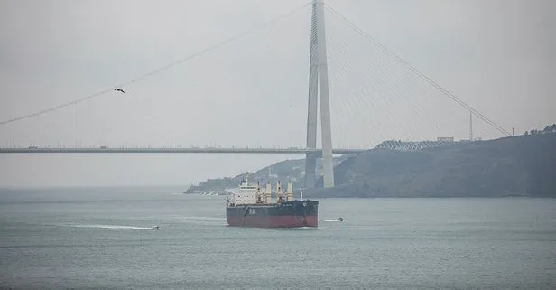 Karadeniz’de roket isabet eden Türk gemisi İstanbul’a geldi