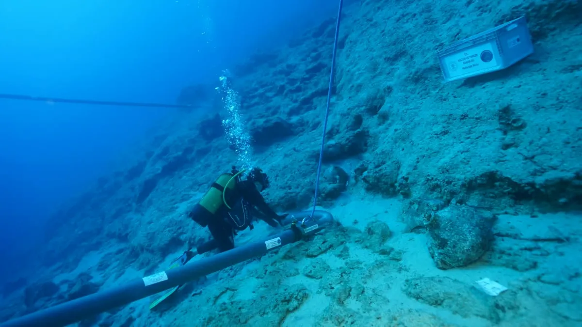 Kekova'da tarihi keşif! Dünyanın en eski batığı bulundu: Denizciler gemide peynir mi yapıyordu?