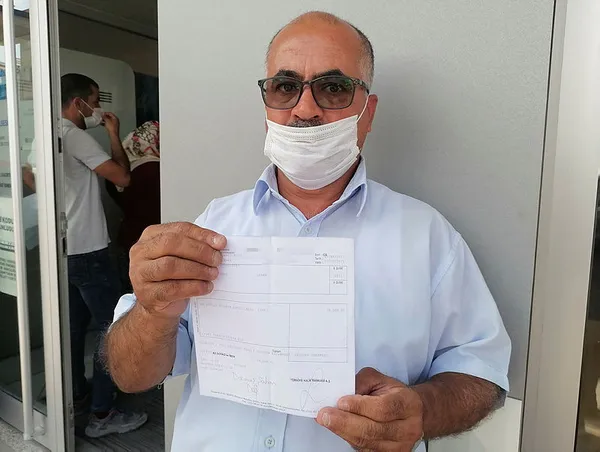 yanlislikla-zengin-oldu-hesabinda-285-bin-tl-goren-adam-gozlerine-inanamadi-hemen-bankaya-gitti-1628511781923.jpg Gözlerine inanamadı, hemen bankaya koştu! Yanlışlıkla zengin oldu! 285 bin TL fazla para yattı!-2