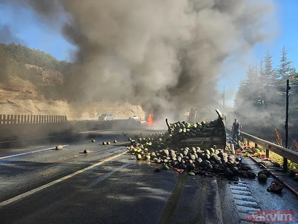 Adana-Pozantı Otoyolu'nda faciaya ramak kala! İki tır çarpıştı, akaryakıt tankeri patladı... Korkunç kazadan kareler - 2