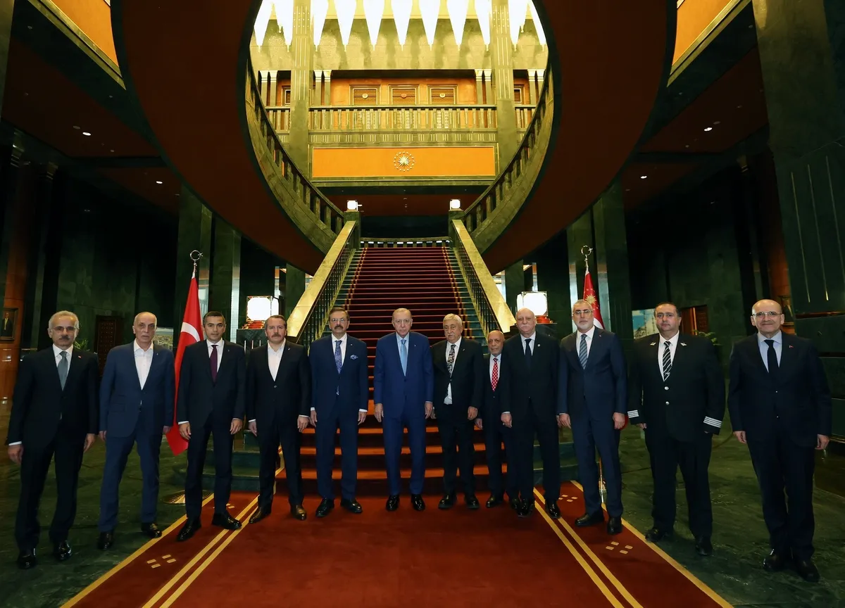 Külliye’de 1 Mayıs buluşması! Başkan Erdoğan: "İşçilerimizin hakkının yenilmesine asla müsaade etmeyiz"-5