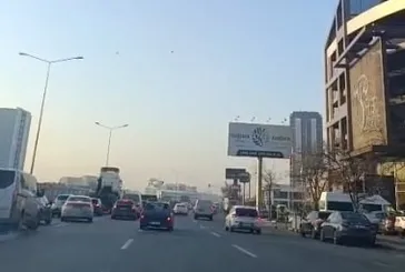 Ankara'da zincirleme trafik kazası kamerada!