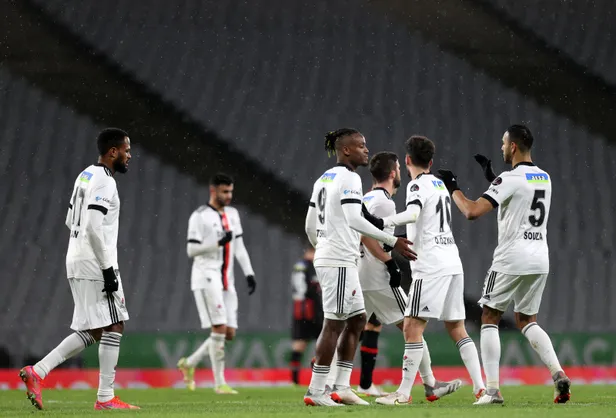 besiktas-goztepe-maci-ne-zaman-saat-kacta-2022-bjk-goztepe-maci-hangi-kanalda-yayinlanacak-1644395784539.jpg Beşiktaş Göztepe maçı ne zaman, saat kaçta? 2022 BJK Göztepe maçı hangi kanalda yayınlanacak?-4