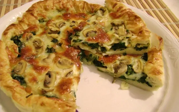 Ispanaklı mantarlı açık börek tarifi! Gelinim Mutfakta lezzetli ve pratik ıspanaklı mantarlı açık börek nasıl yapılır?-2