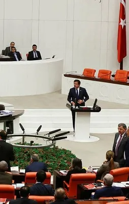 'Bizdeki muhalefet, iktidarı düşürmek için vatanı düşürmeye bile razı'