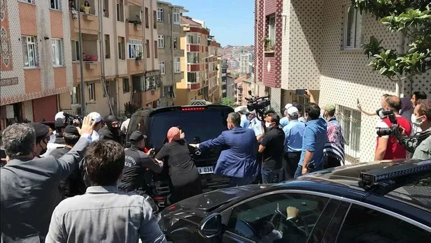 CHP'li Ekrem İmamoğlu'nu protestoda kolu kırılan Ayşe Topçu konuştu: Bu parkı vermeyiz-2