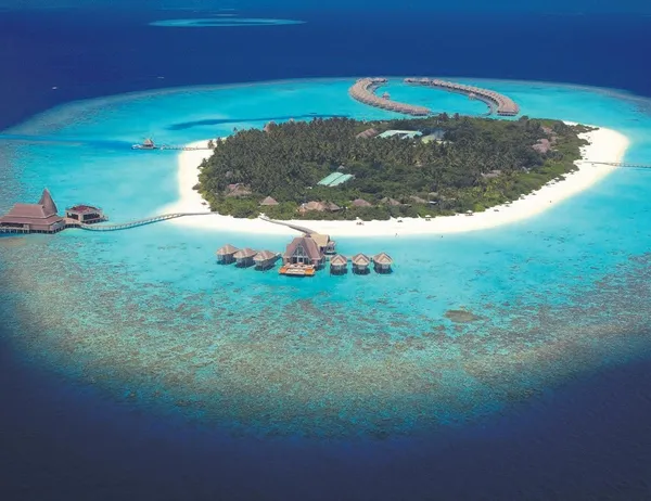 Merve Boluğur'dan bir tuhaf hareket! Bedava tatil için otelleri bunalttı-9