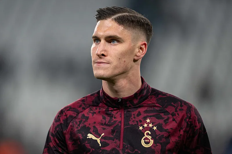 Galatasaray Milan'ın yıldızını kapıyor! Transfer kıskandıracak - 12