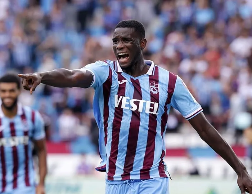 Kafasını çalıştırıyor!