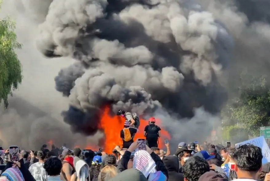 Trump meydan savaşı