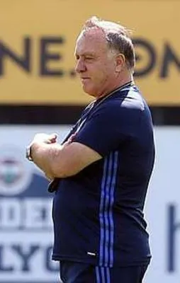 Advocaat'tan flaş değişiklik!