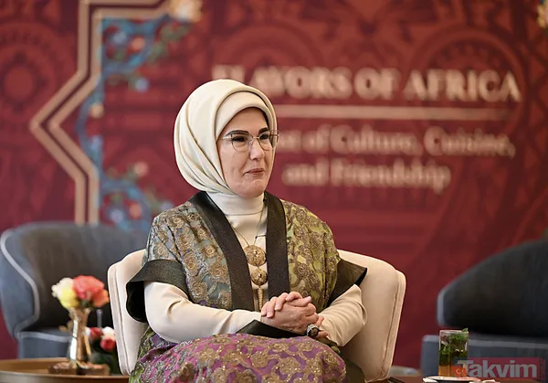 Emine Erdoğan, 2 Binin Üzerinde Farklı Dili, Etnik Topluluğu Ve 1 Milyarı Aşkın Nüfusuyla Afrika'nın, İnsanlık Ailesinin Adeta Renkli Bir İz Düşümü Olduğunu...